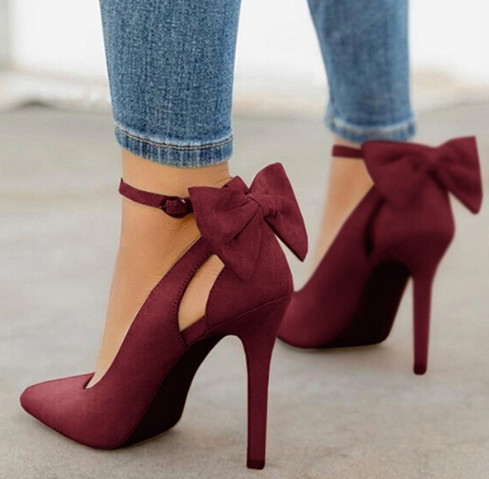 <transcy>Tacones altos con lazo agraciado</transcy>