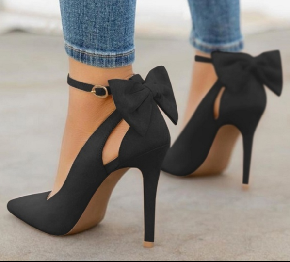 <transcy>Tacones altos con lazo agraciado</transcy>