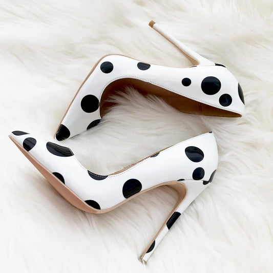 Glossy Polka Dot Pump